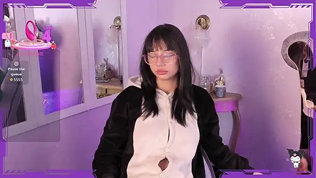 Seren Bleck online show from 12/18/25, 03:00