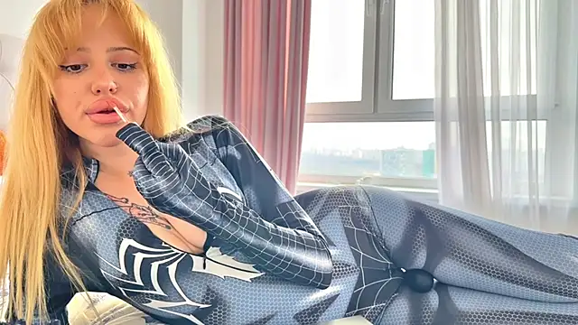  BunnyDollStella  online show from 04/07/26, 07:54