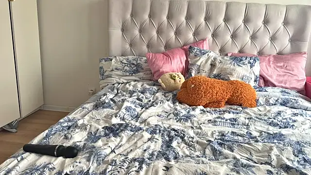  BunnyDollStella  online show from 04/02/26, 01:07