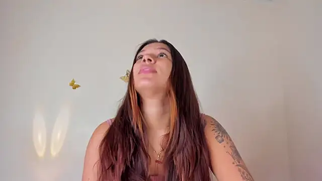 Snapshot of violett_24_ chatting on 09/27/25, 12:06 violett 24 online show from 09/27/25, 12:06