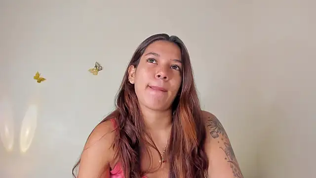 Snapshot of violett_24_ chatting on 09/18/25, 10:57 violett 24 online show from 09/18/25, 10:57