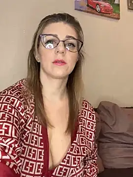 Lusi Luxary online show from 03/03/25, 05:37