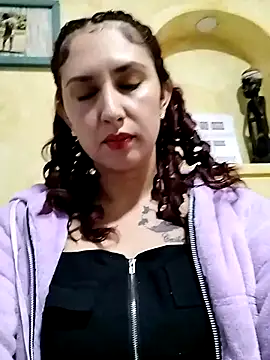 Snapshot of Megan-01- chatting on 02/26/25, 02:16 Megan-01- online show from 02/26/25, 02:16