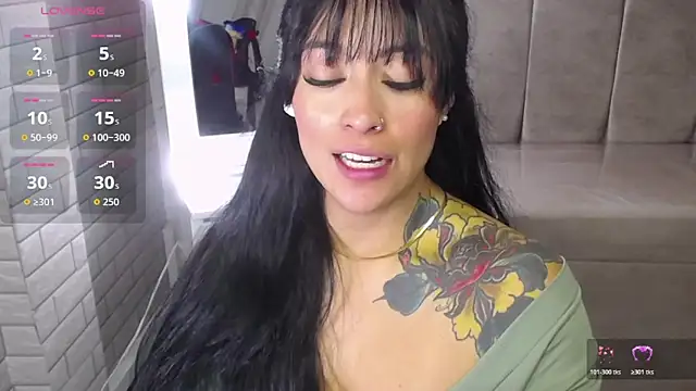 Snapshot of Isabella_Collen_v chatting on 02/11/26, 01:11 Isabella Collen v online show from 02/11/26, 01:11