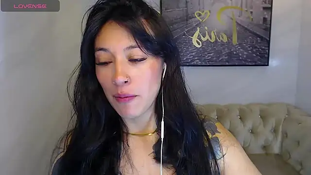 Isabella Collen v online show from 06/02/26, 01:11