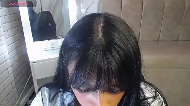 Isabella Collen v online show from 04/09/26, 01:06