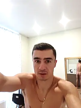 Snapshot of GoodGG chatting on 11/19/25, 01:22 GoodGG online show from 11/19/25, 01:22