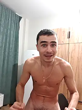 Snapshot of GoodGG chatting on 12/17/25, 10:37 GoodGG online show from 12/17/25, 10:37