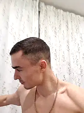 Snapshot of GoodGG chatting on 11/28/25, 04:40 GoodGG online show from 11/28/25, 04:40