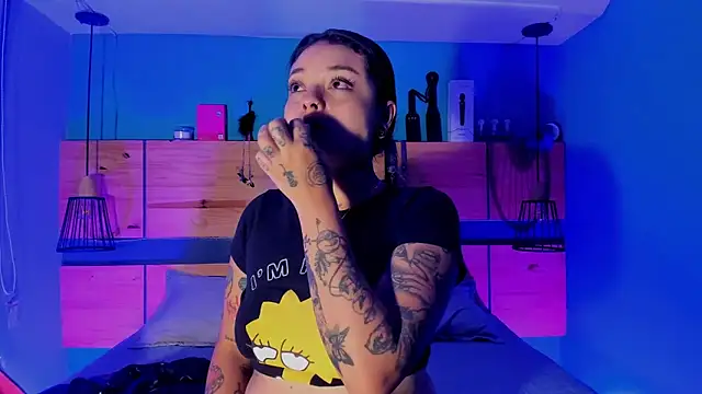 ChloeAllennn online show from 03/13/26, 11:37