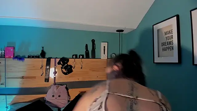 Snapshot of ChloeAllennn chatting on 02/21/26, 11:34 ChloeAllennn online show from 02/21/26, 11:34