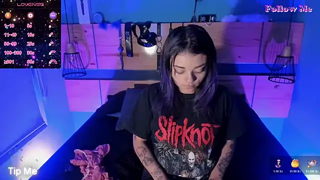 ChloeAllennn online show from 12/05/25, 11:42