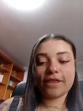 ChloeAllennn online show from 05/15/26, 12:25