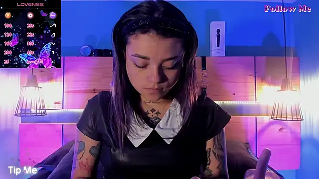 ChloeAllennn online show from 11/27/25, 12:05