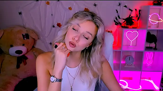 melissa richardson online show from 10/16/25, 04:26