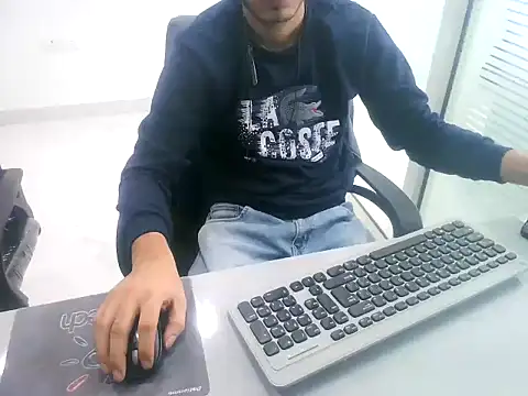 Snapshot of rahulkajuuu0909 chatting on 11/30/25, 09:54 rahulkajuuu0909 online show from 11/30/25, 09:54