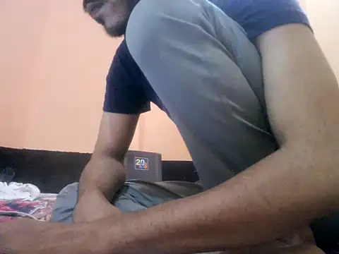 Snapshot of rahulkajuuu0909 chatting on 11/05/25, 07:50 rahulkajuuu0909 online show from 11/05/25, 07:50