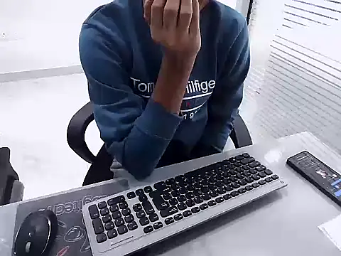 Snapshot of rahulkajuuu0909 chatting on 12/04/25, 11:09 rahulkajuuu0909 online show from 12/04/25, 11:09