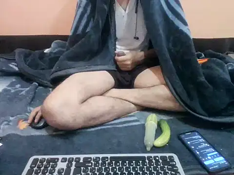 Snapshot of rahulkajuuu0909 chatting on 11/26/25, 06:19 rahulkajuuu0909 online show from 11/26/25, 06:19