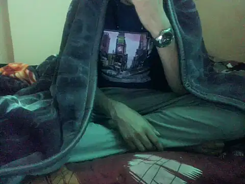 Snapshot of rahulkajuuu0909 chatting on 11/10/25, 06:07 rahulkajuuu0909 online show from 11/10/25, 06:07