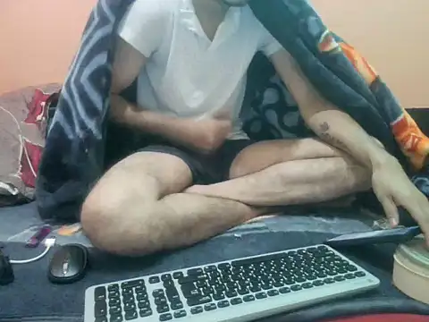 Snapshot of rahulkajuuu0909 chatting on 11/25/25, 06:03 rahulkajuuu0909 online show from 11/25/25, 06:03