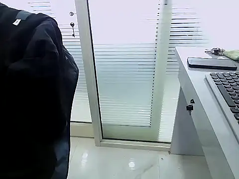 Snapshot of rahulkajuuu0909 chatting on 12/15/25, 09:26 rahulkajuuu0909 online show from 12/15/25, 09:26