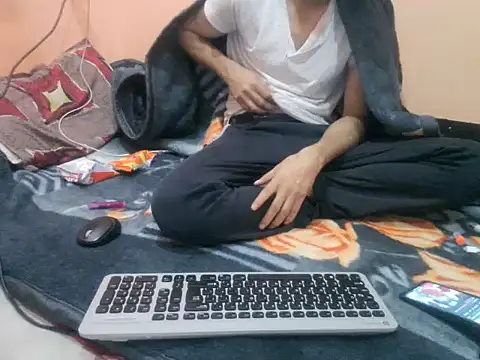 Snapshot of rahulkajuuu0909 chatting on 11/24/25, 05:57 rahulkajuuu0909 online show from 11/24/25, 05:57