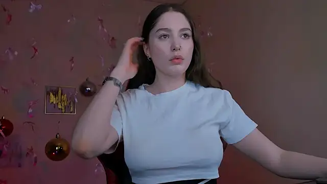 hazel sullivan online show from 12/15/25, 12:11