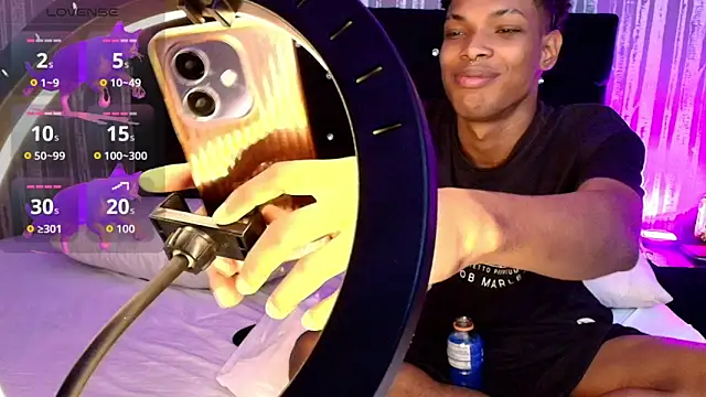 Snapshot of khler_Angelis chatting on 12/14/25, 03:06 khler Angelis online show from 12/14/25, 03:06