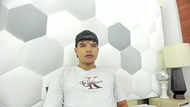 Axel Forte online show from 12/14/25, 01:17