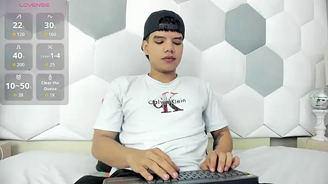 Axel Forte online show from 10/09/25, 01:11