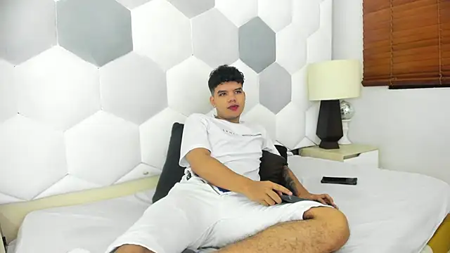 Axel Forte online show from 02/07/26, 01:08