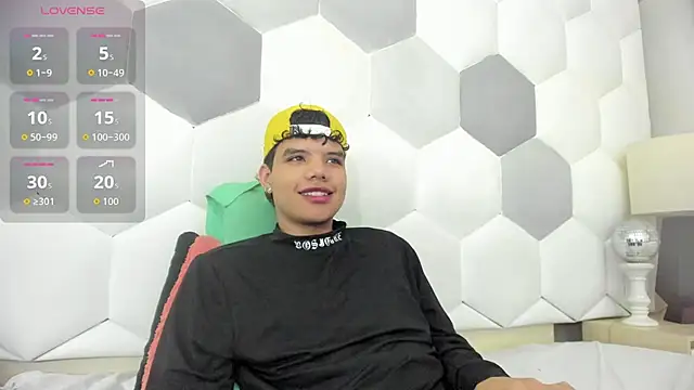 Axel Forte online show from 10/29/25, 01:32