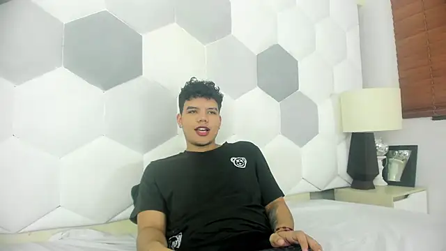 Axel Forte online show from 04/04/26, 02:01