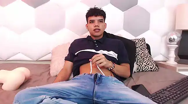 Axel Forte online show from 03/16/25, 12:44