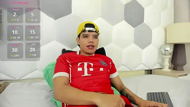 Axel Forte online show from 10/25/25, 01:23