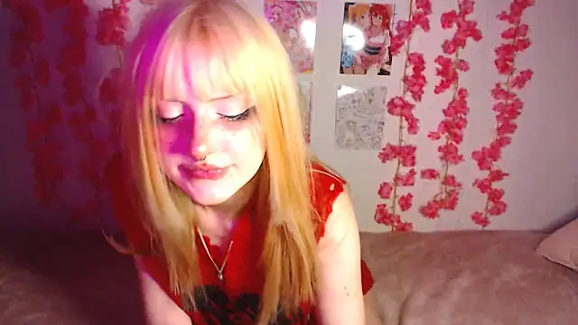 KimiSakura online show from 10/15/25, 10:07