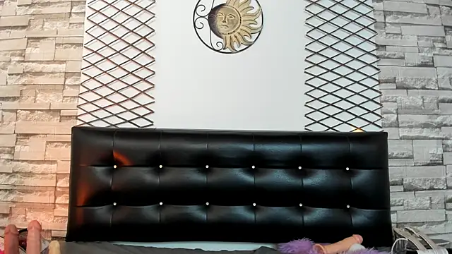 Agata  Rose online show from 11/18/25, 12:19