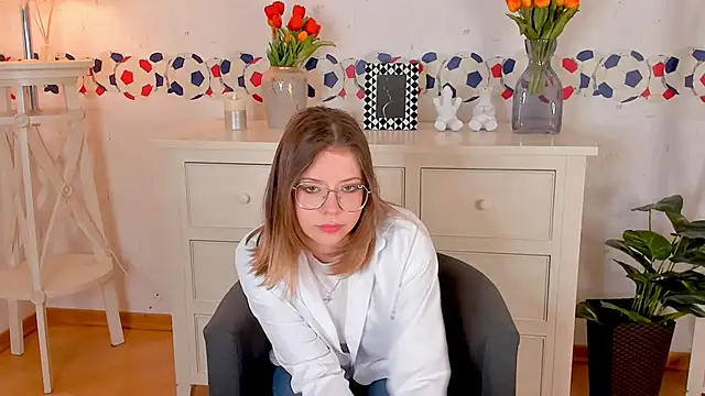 DevonaFarman online show from 02/24/25, 06:47