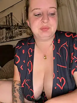 curvy eina online show from 07/09/26, 12:22