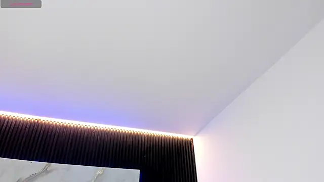 Snapshot of Ivaannaa_ chatting on 10/15/25, 12:46 Ivaannaa online show from 10/15/25, 12:46