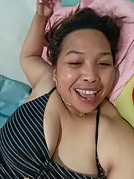 Snapshot of Sweet_fatty18 chatting on 02/26/26, 03:17 Sweet fatty18 online show from 02/26/26, 03:17