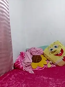 Snapshot of Sweet_fatty18 chatting on 11/19/25, 10:10 Sweet fatty18 online show from 11/19/25, 10:10