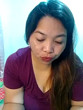 Snapshot of Sweet_fatty18 chatting on 10/11/25, 07:37 Sweet fatty18 online show from 10/11/25, 07:37