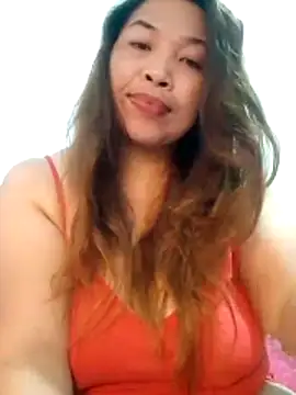 Snapshot of Sweet_fatty18 chatting on 10/21/25, 02:11 Sweet fatty18 online show from 10/21/25, 02:11