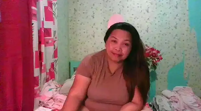 Snapshot of Sweet_fatty18 chatting on 12/29/24, 09:06 Sweet fatty18 online show from 12/29/24, 09:06