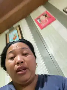 Snapshot of Sweet_fatty18 chatting on 12/03/24, 11:07 Sweet fatty18 online show from 12/03/24, 11:07