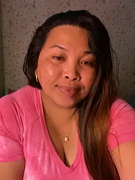 Snapshot of Sweet_fatty18 chatting on 01/28/25, 02:32 Sweet fatty18 online show from 01/28/25, 02:32