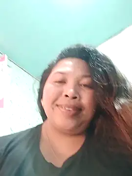 Snapshot of Sweet_fatty18 chatting on 02/20/25, 03:23 Sweet fatty18 online show from 02/20/25, 03:23