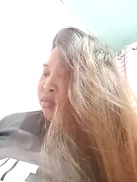 Snapshot of Sweet_fatty18 chatting on 12/12/24, 10:45 Sweet fatty18 online show from 12/12/24, 10:45